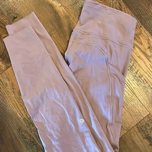 Fast and Free Lululemon Leggings Size 6